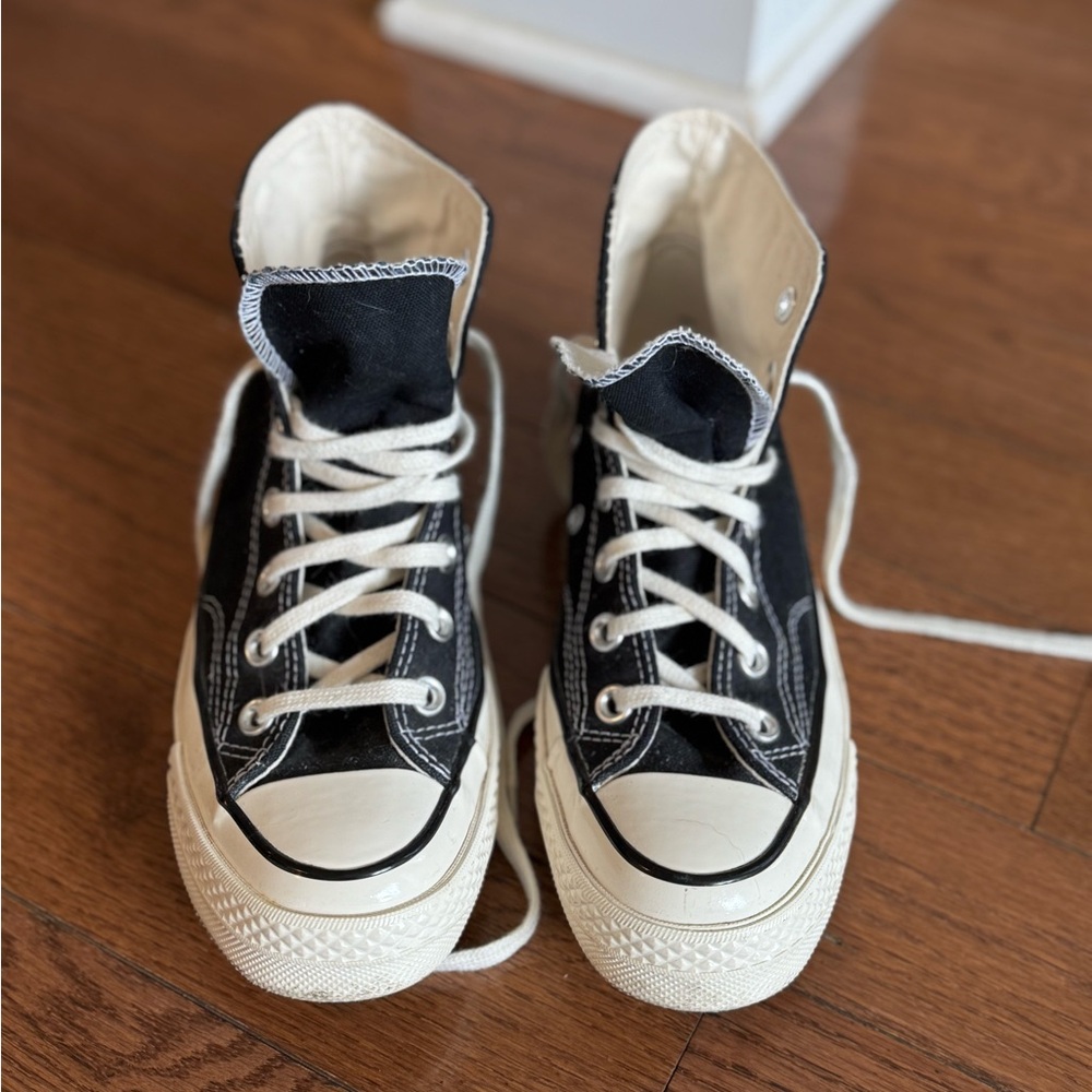 Converse Chuck Taylor All Star High-Tops - W6.5